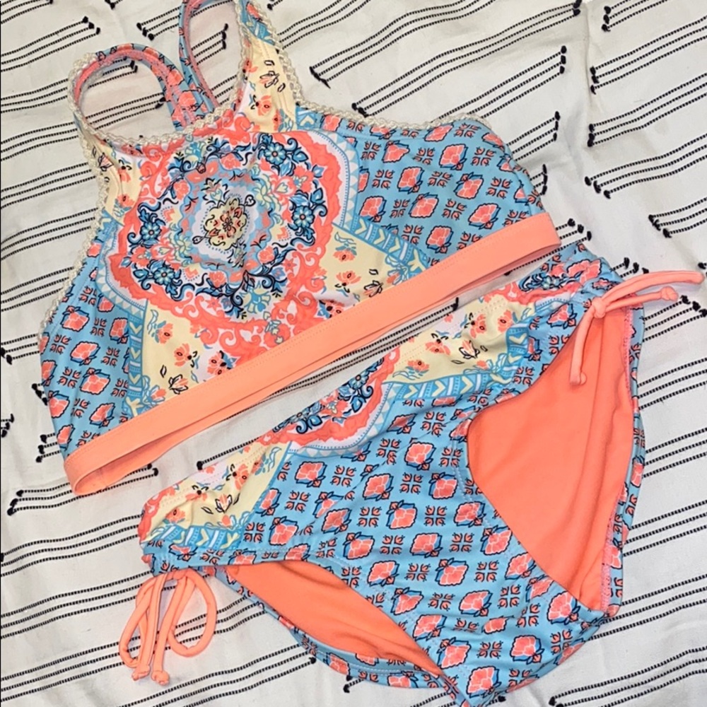 Justice Bikini